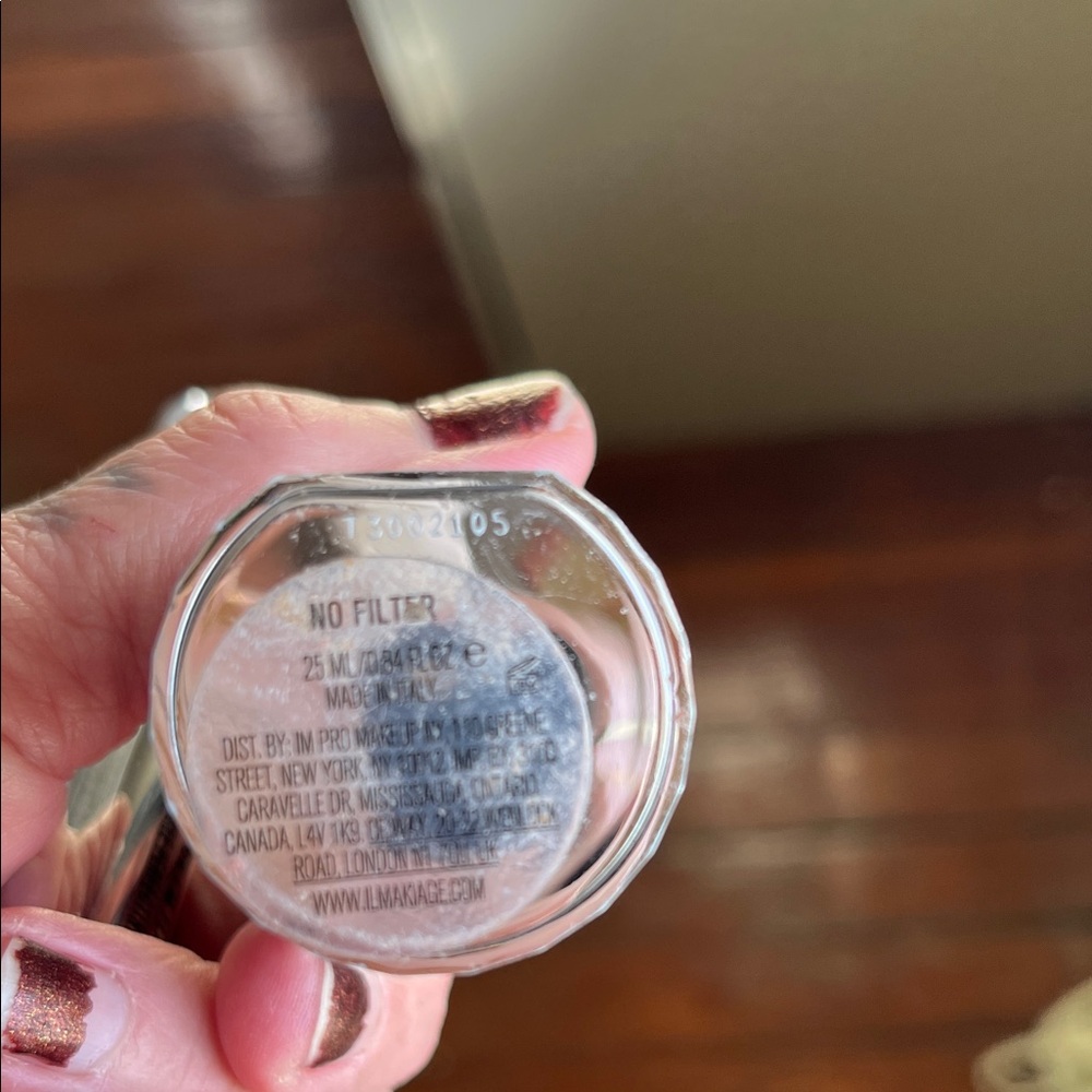 IL MAKIAGE Smoothing Primer - Sleek Silver - Picture 3 of 9